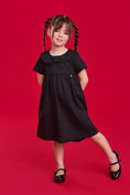 Carregue a imagem no visualizador da Galeria, Vestido Isabel - Preto
